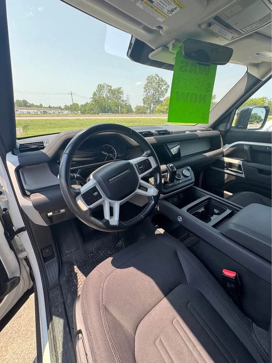 2020 Land Rover Defender L663 - Image 9 of 13