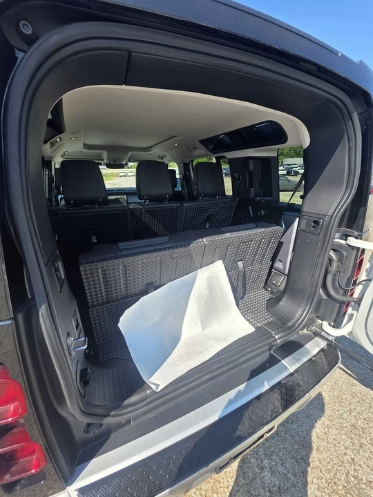 2020 Land Rover Defender L663 - Image 3 of 7