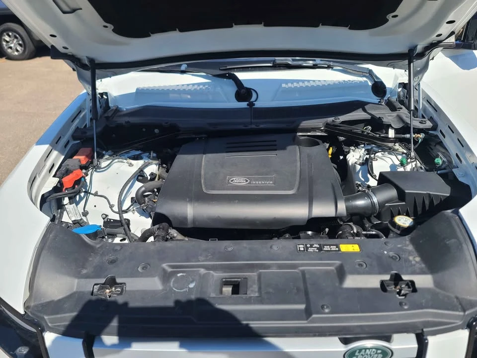 2020 Land Rover Defender L663 - Image 17 of 17