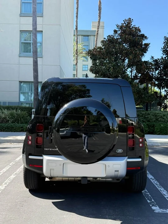 2020 Land Rover Defender L663 - Image 8 of 17