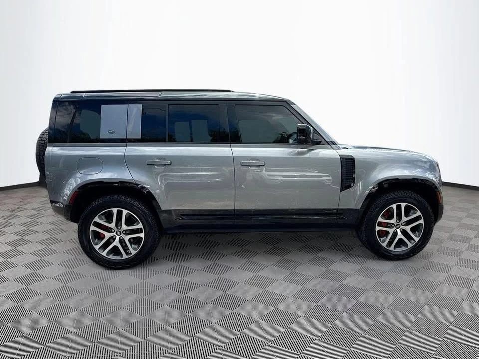 2020 Land Rover Defender L663 - Image 5 of 14