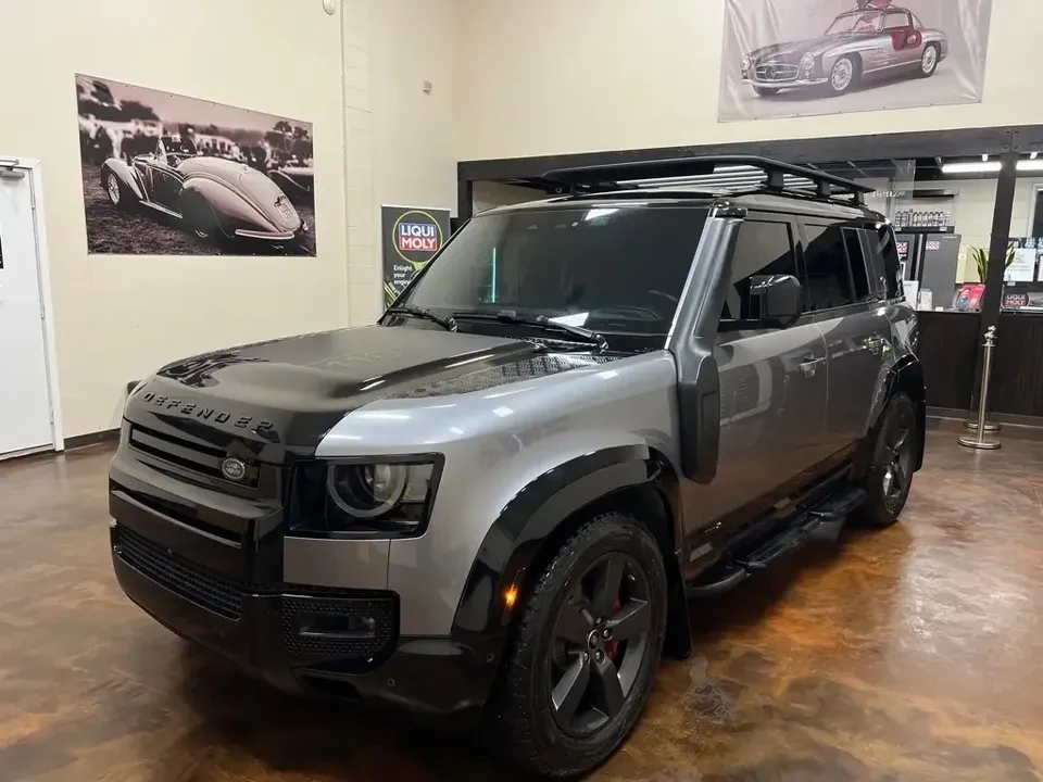 2020 Land Rover Defender L663 - Image 5 of 16