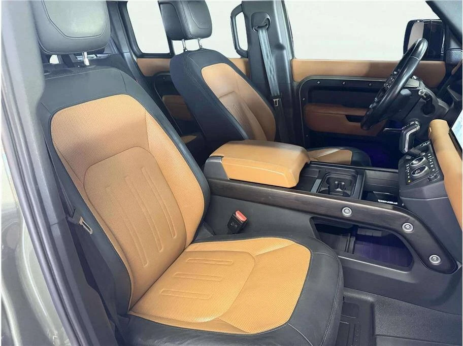 2020 Land Rover Defender L663 - Image 25 of 31