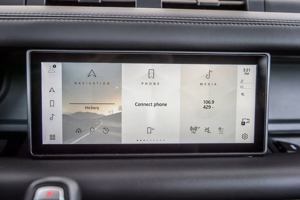 2020 Land Rover Defender L663 - Image 17 of 20