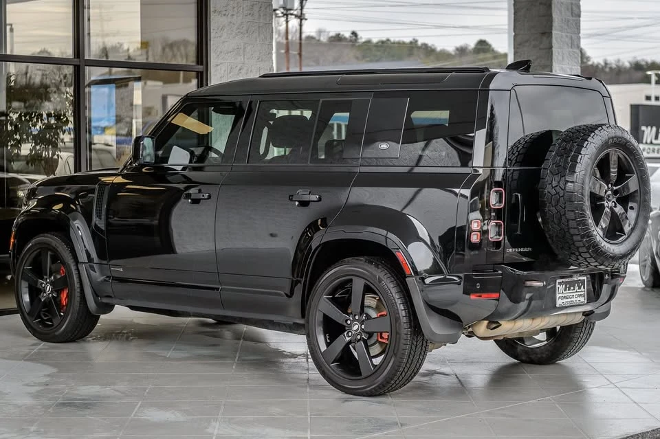 2020 Land Rover Defender L663 - Image 7 of 20