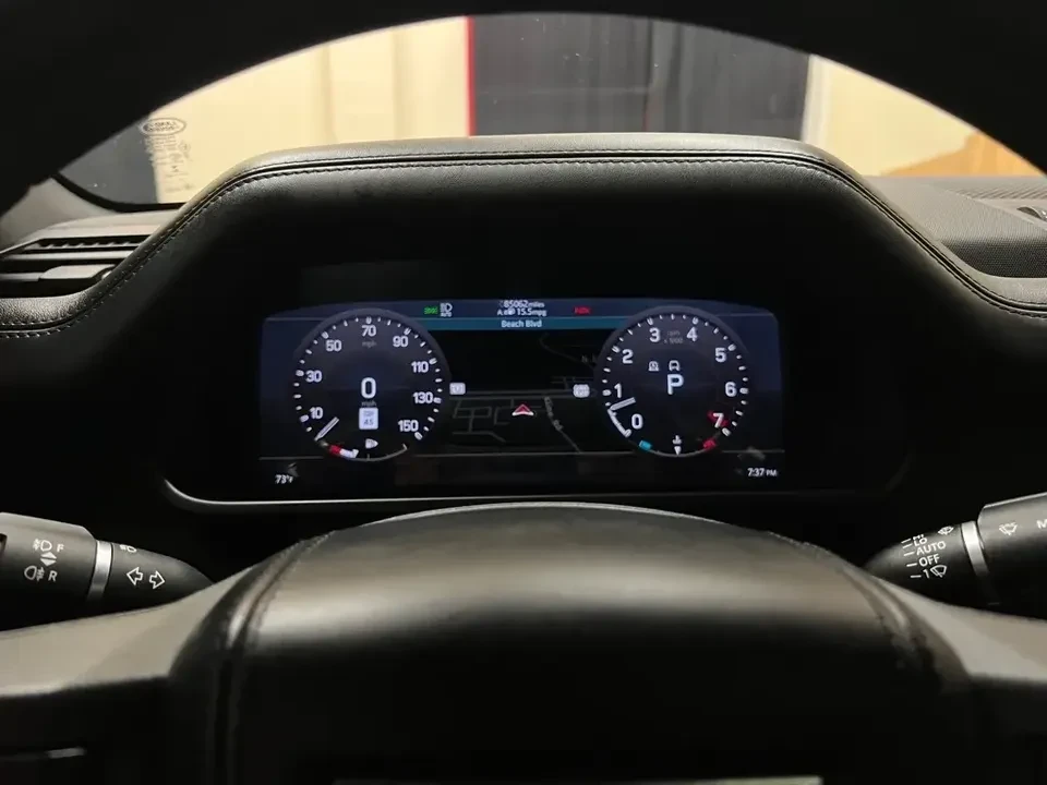 2020 Land Rover Defender L663 - Image 16 of 20