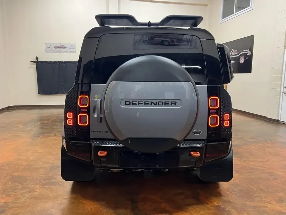 2020 Land Rover Defender L663 - Image 5 of 20