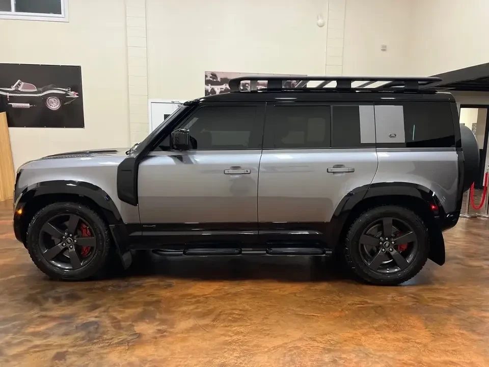 2020 Land Rover Defender L663 - Image 7 of 20