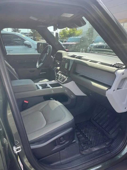 2020 Land Rover Defender L663 - Image 6 of 7