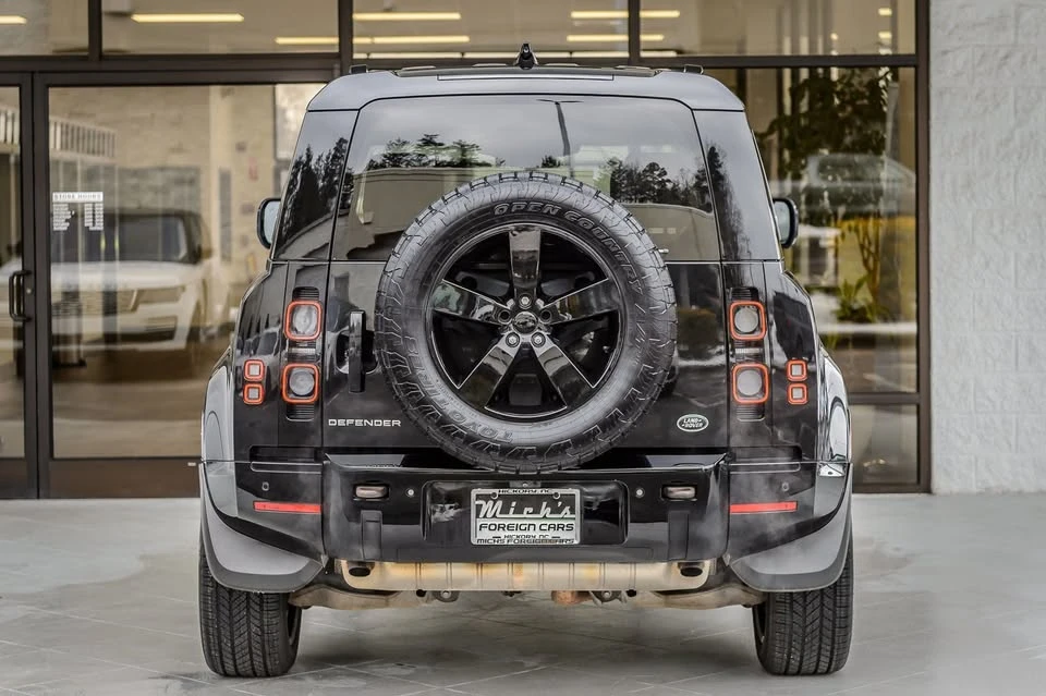 2020 Land Rover Defender L663 - Image 5 of 20