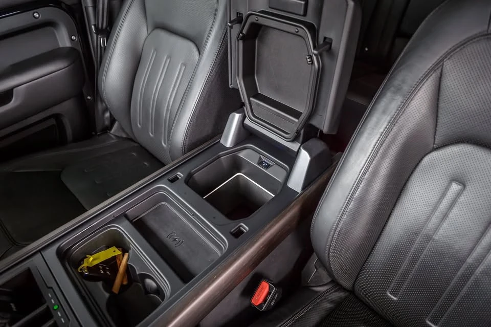 2020 Land Rover Defender L663 - Image 14 of 20