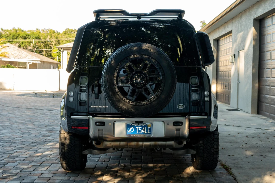 2020 Land Rover Defender L663 - Image 5 of 31