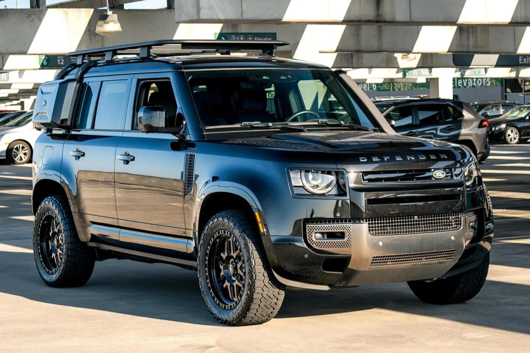 2020 Land Rover Defender L663 - Image 8 of 31