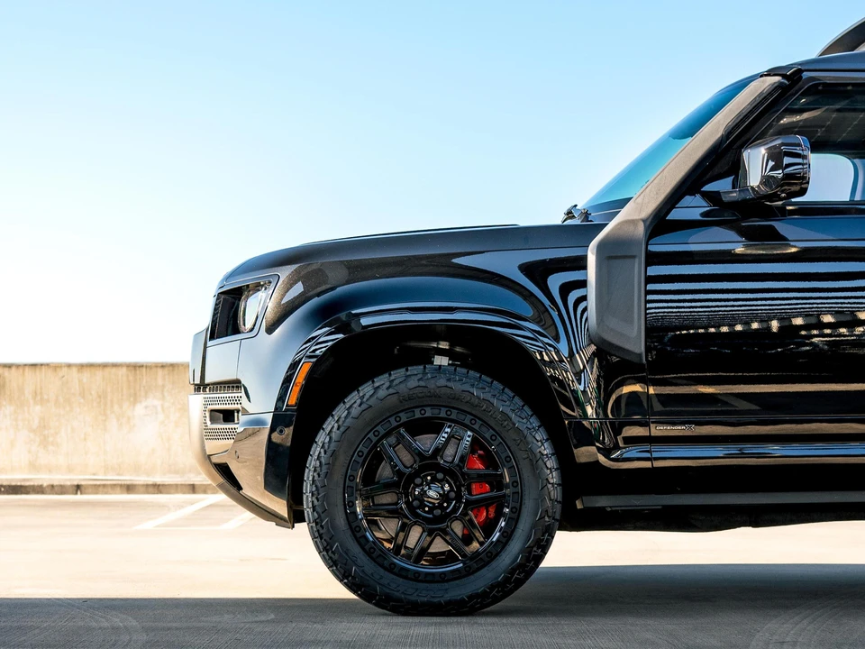 2020 Land Rover Defender L663 - Image 9 of 31