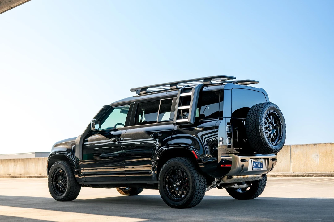 2020 Land Rover Defender L663 - Image 6 of 31