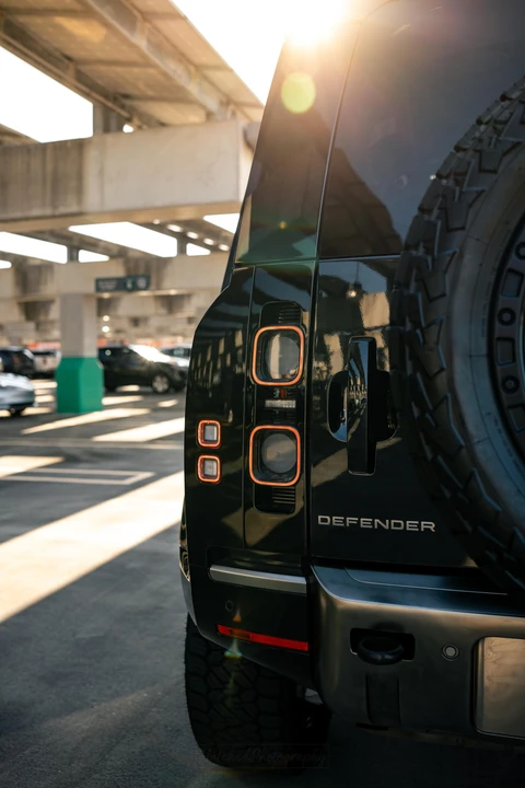 2020 Land Rover Defender L663 - Image 21 of 31