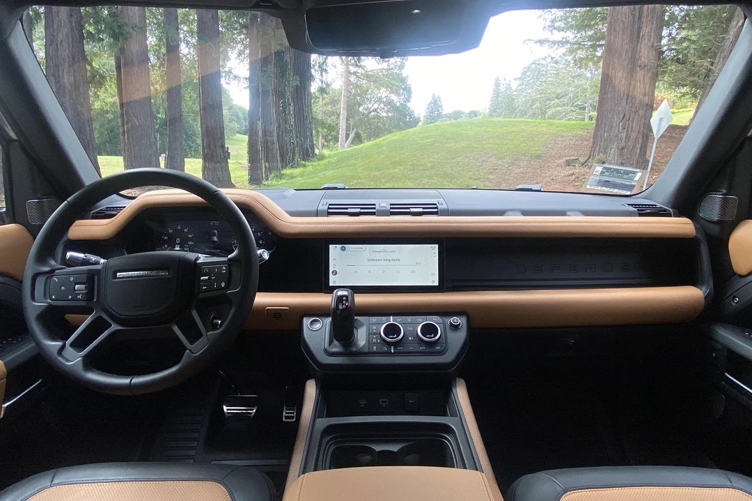 2020 Land Rover Defender L663 - Image 29 of 31