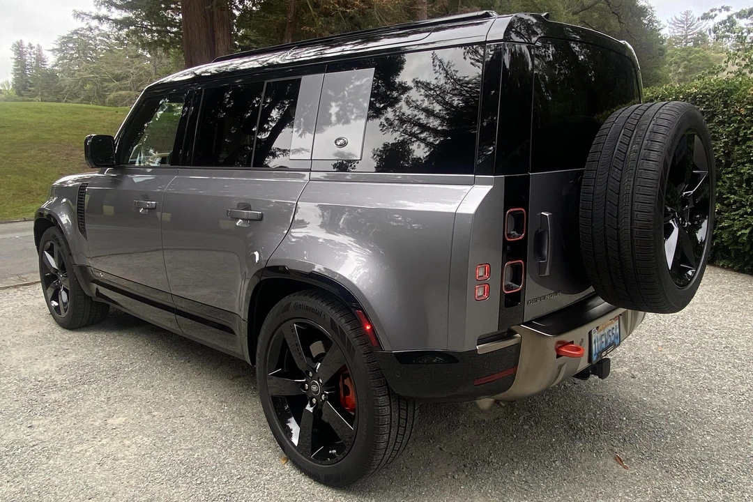 2020 Land Rover Defender L663 - Image 4 of 31
