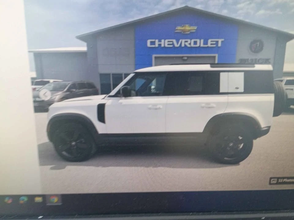 2020 Land Rover Defender L663 - Image 10 of 13