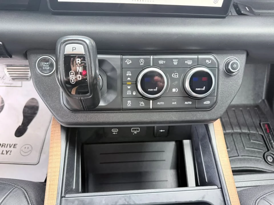 2020 Land Rover Defender L663 - Image 11 of 20