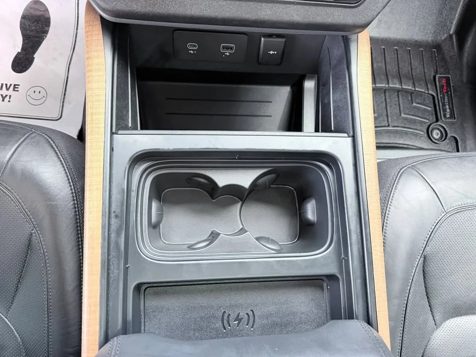 2020 Land Rover Defender L663 - Image 12 of 20