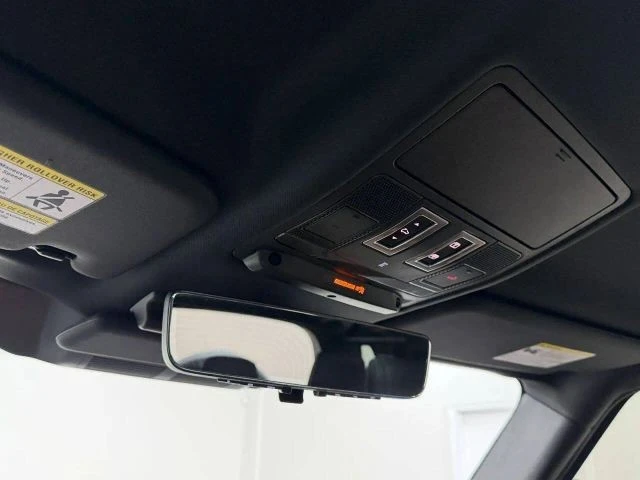 2020 Land Rover Defender L663 - Image 28 of 31