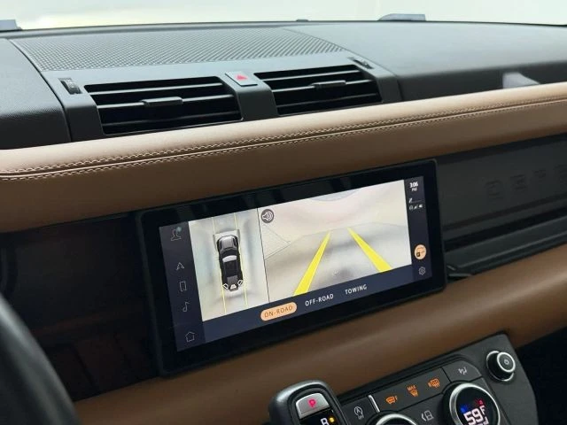 2020 Land Rover Defender L663 - Image 29 of 31