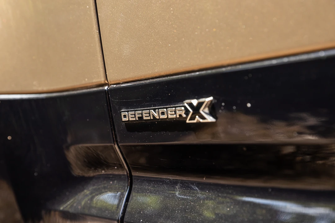 2020 Land Rover Defender L663 - Image 16 of 31