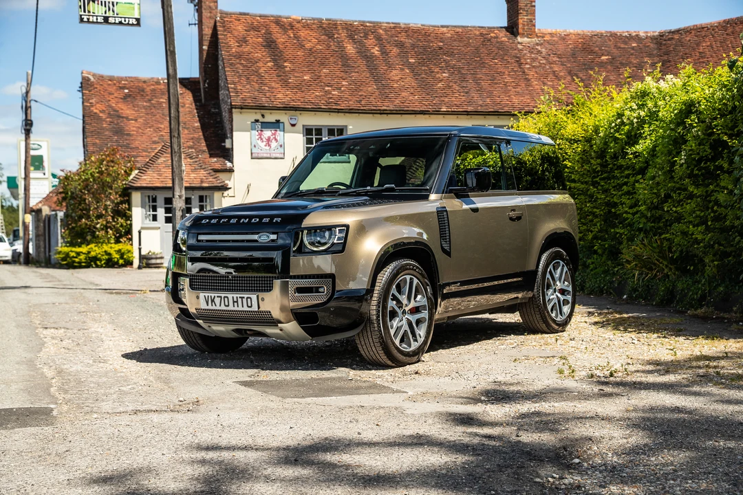 2020 Land Rover Defender L663 - Image 9 of 31