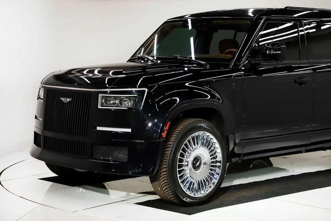 2020 Land Rover Defender L663 - Image 12 of 31