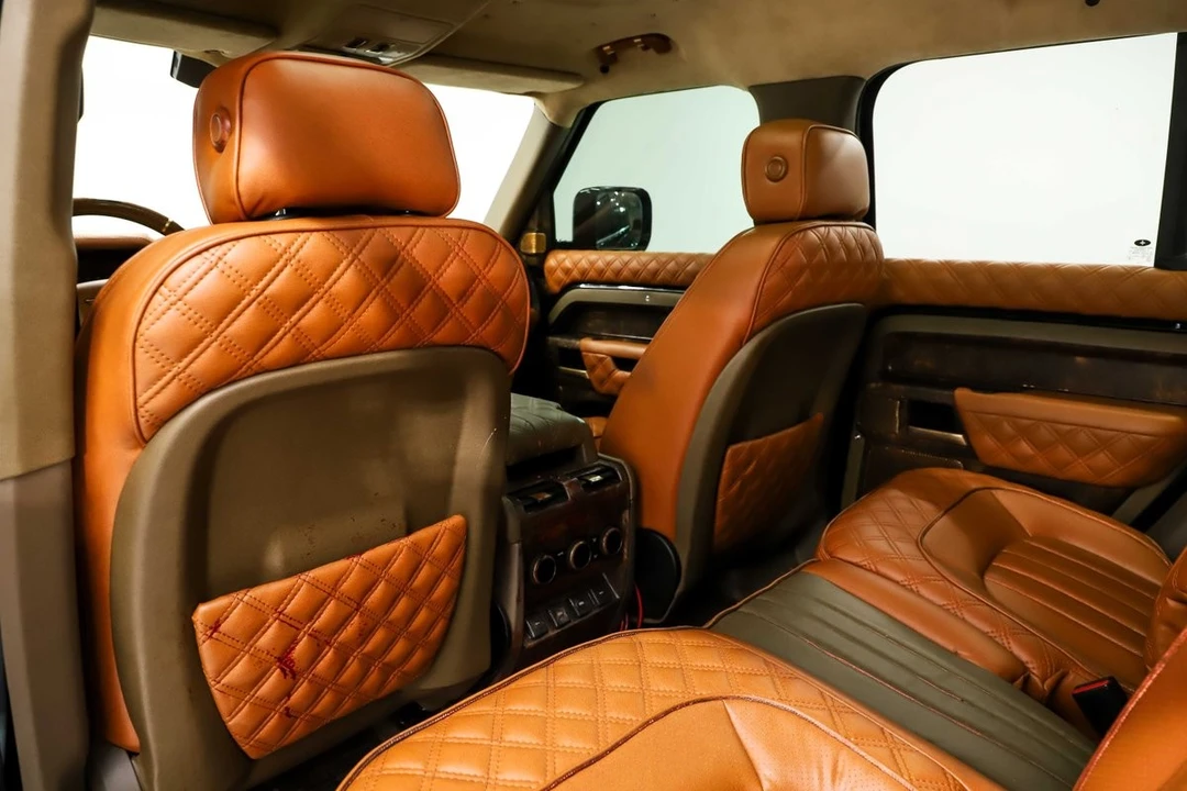 2020 Land Rover Defender L663 - Image 29 of 31