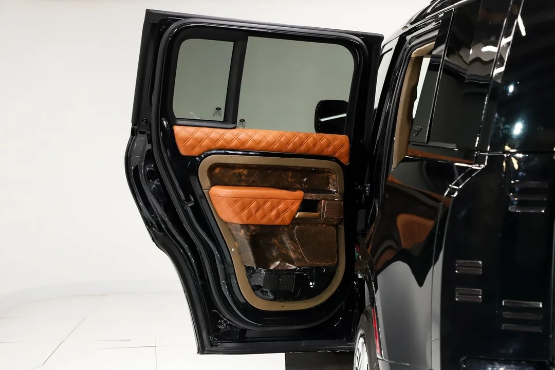 2020 Land Rover Defender L663 - Image 27 of 31