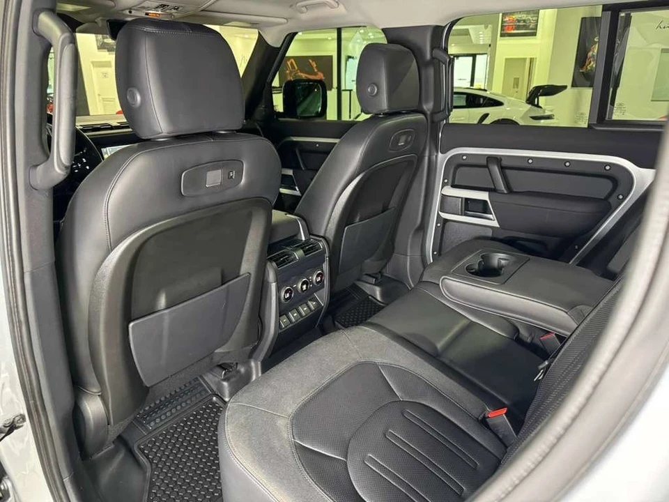 2020 Land Rover Defender L663 - Image 11 of 12