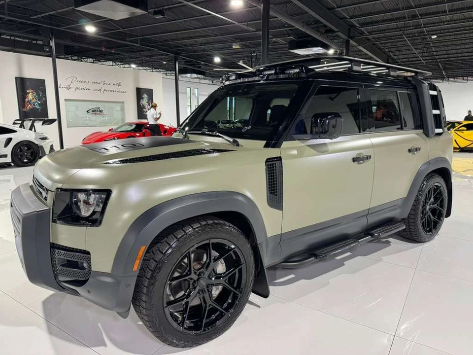 2020 Land Rover Defender L663 - Image 3 of 12