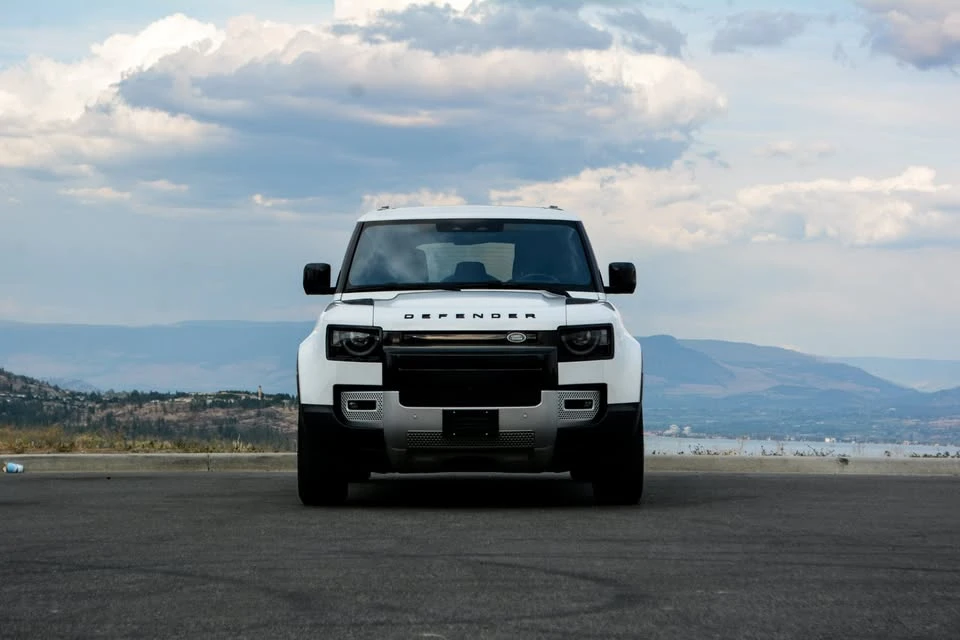 2020 Land Rover Defender L663 - Image 2 of 20