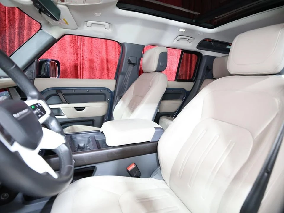 2020 Land Rover Defender L663 - Image 11 of 18