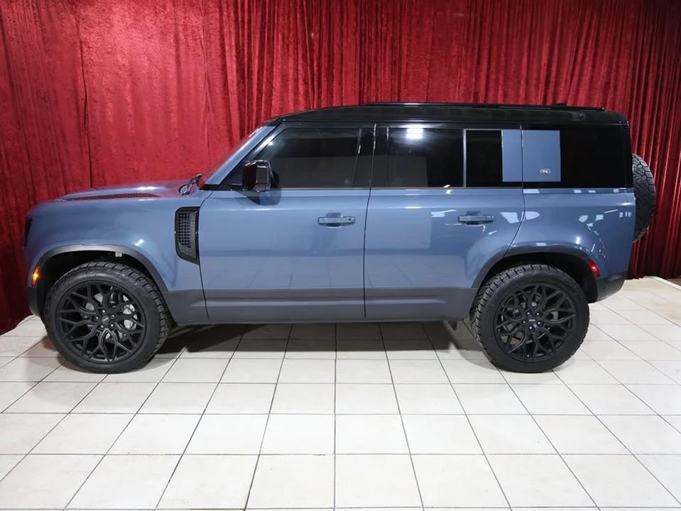 2020 Land Rover Defender L663 - Image 2 of 18