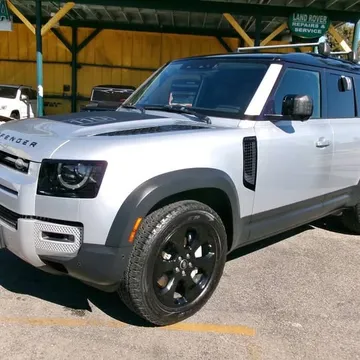 2020 Land Rover Defender 110 SE AWD