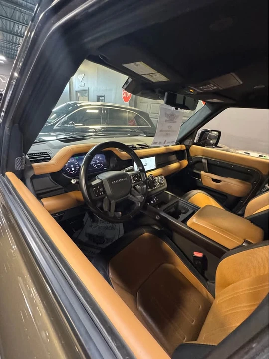 2020 Land Rover Defender L663 - Image 4 of 6