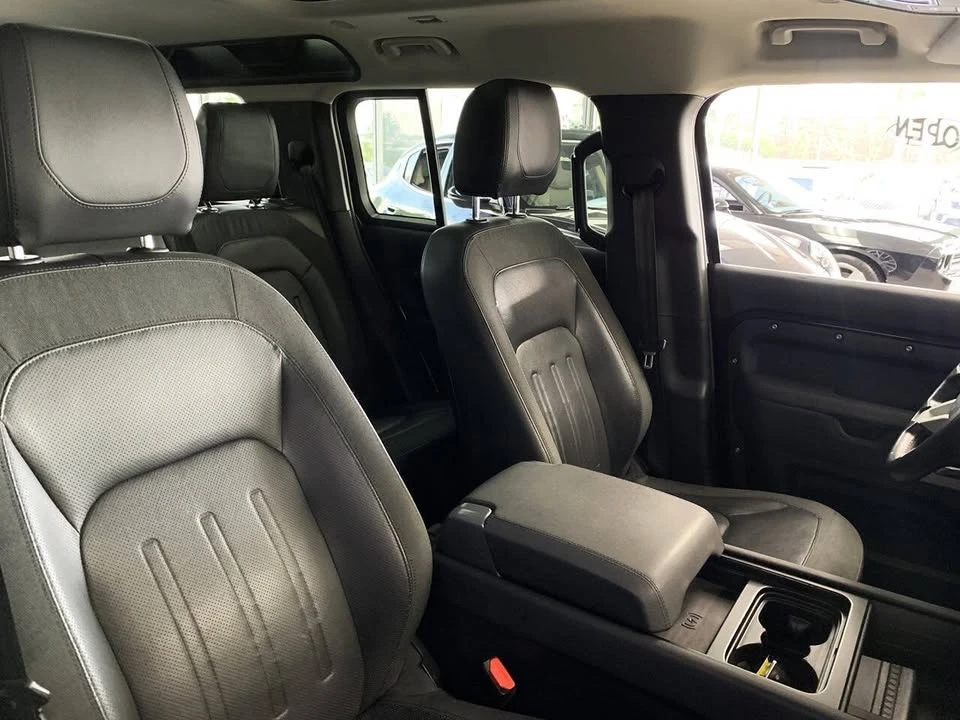 2020 Land Rover Defender L663 - Image 13 of 20