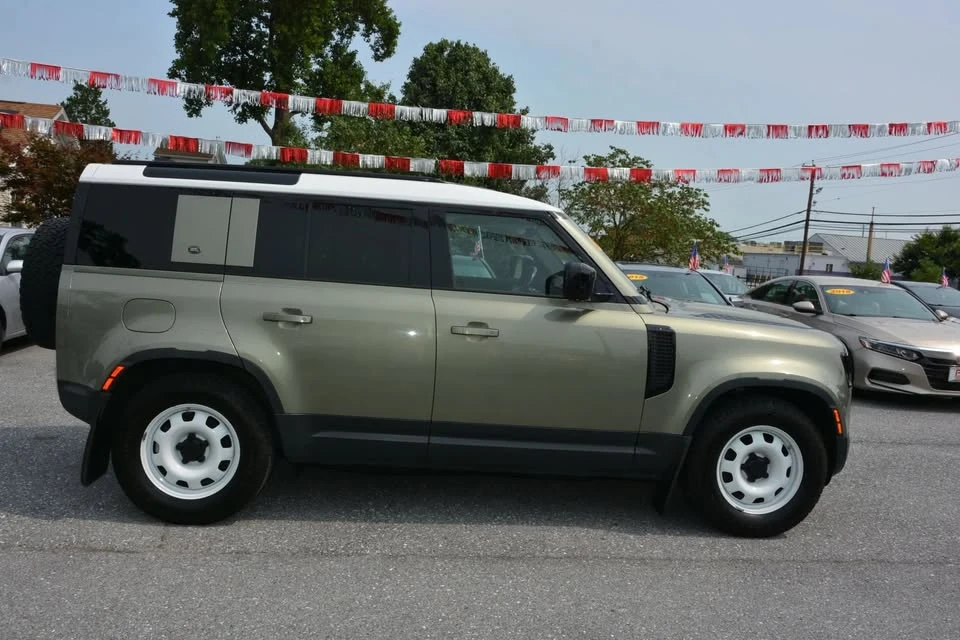2020 Land Rover Defender L663 - Image 3 of 5