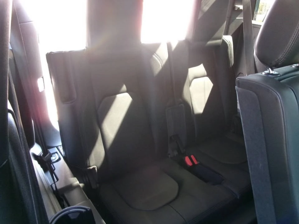 2020 Land Rover Defender L663 - Image 17 of 20