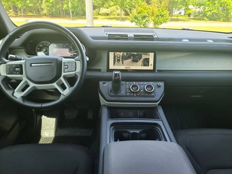2020 Land Rover Defender L663 - Image 15 of 20