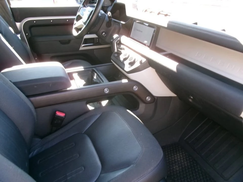 2020 Land Rover Defender L663 - Image 10 of 20