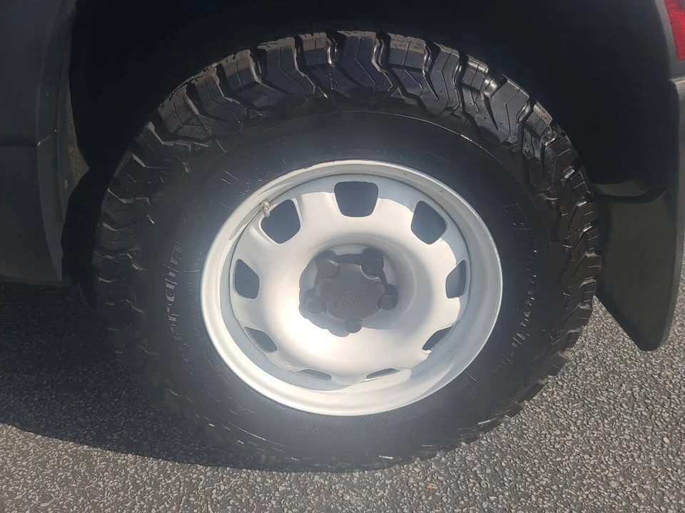 2020 Land Rover Defender L663 - Image 11 of 20