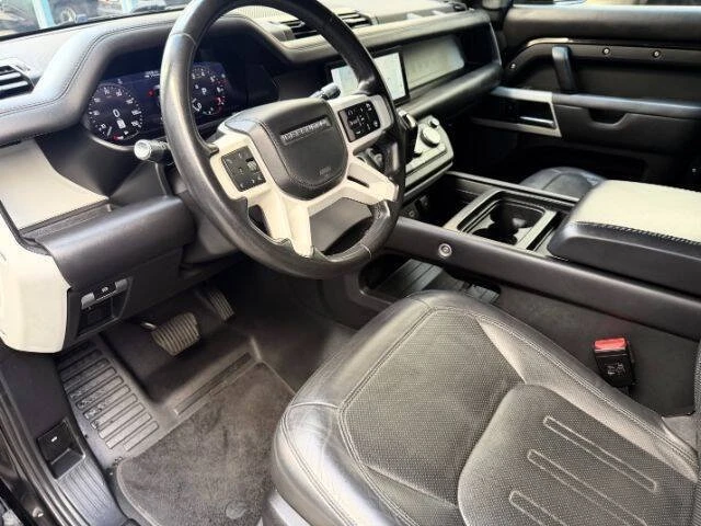 2020 Land Rover Defender L663 - Image 11 of 20