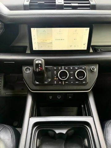 2020 Land Rover Defender L663 - Image 18 of 20