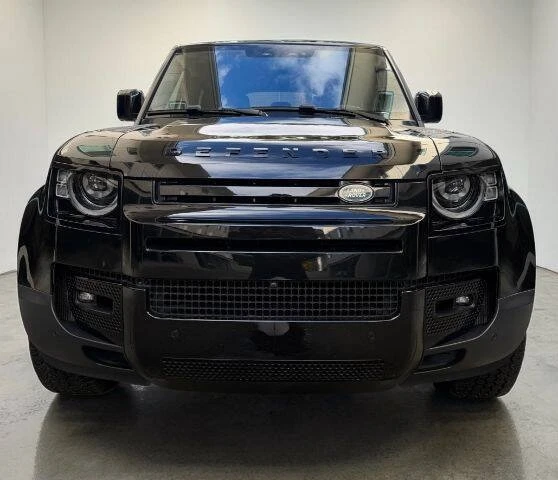 2020 Land Rover Defender L663 - Image 8 of 20