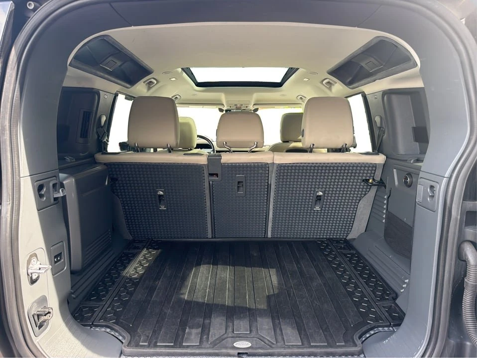 2020 Land Rover Defender L663 - Image 12 of 20
