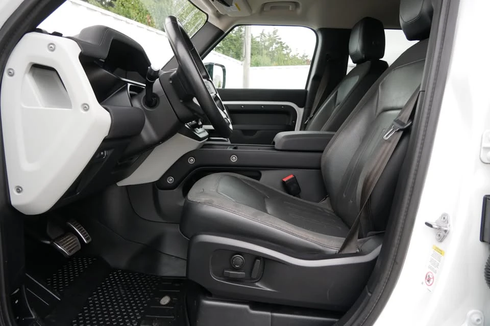2020 Land Rover Defender L663 - Image 15 of 20